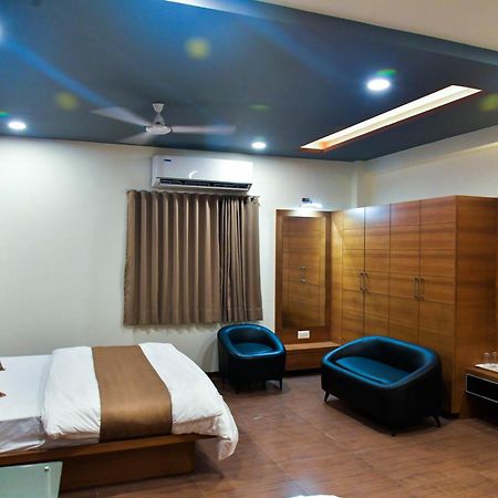 Hotel Ashooka Inn 甘地讷格尔 外观 照片