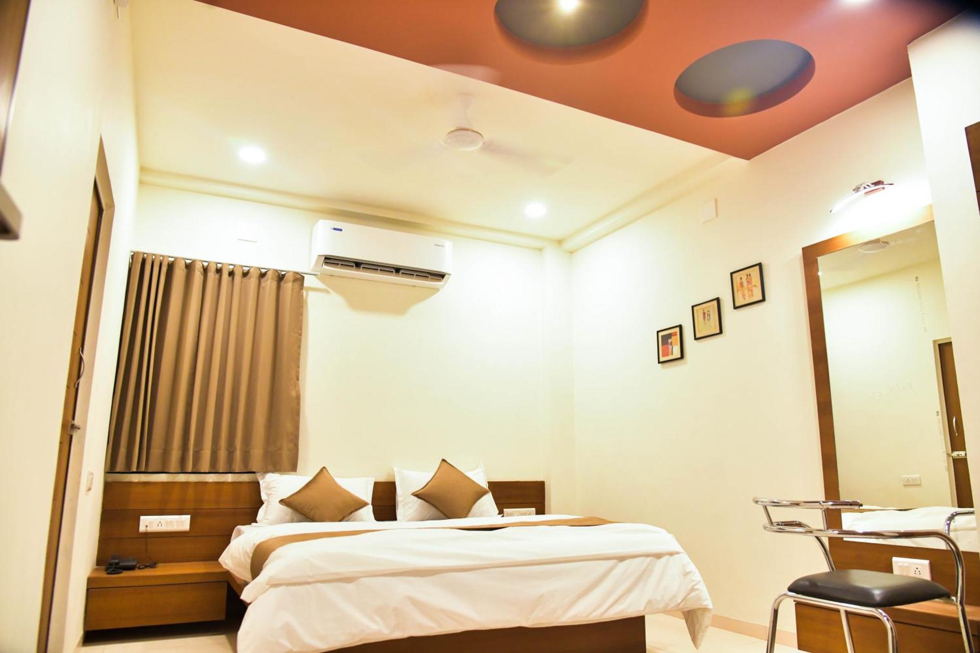 Hotel Ashooka Inn 甘地讷格尔 外观 照片