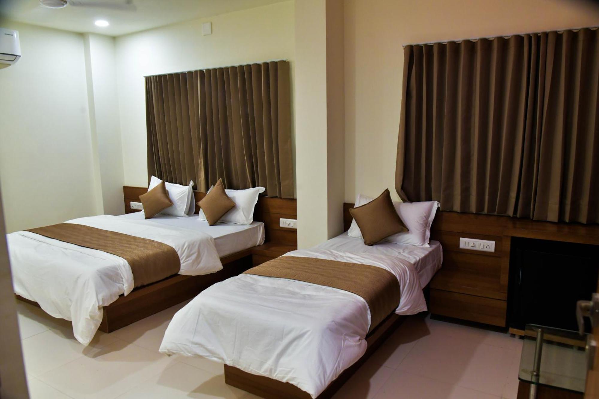 Hotel Ashooka Inn 甘地讷格尔 外观 照片