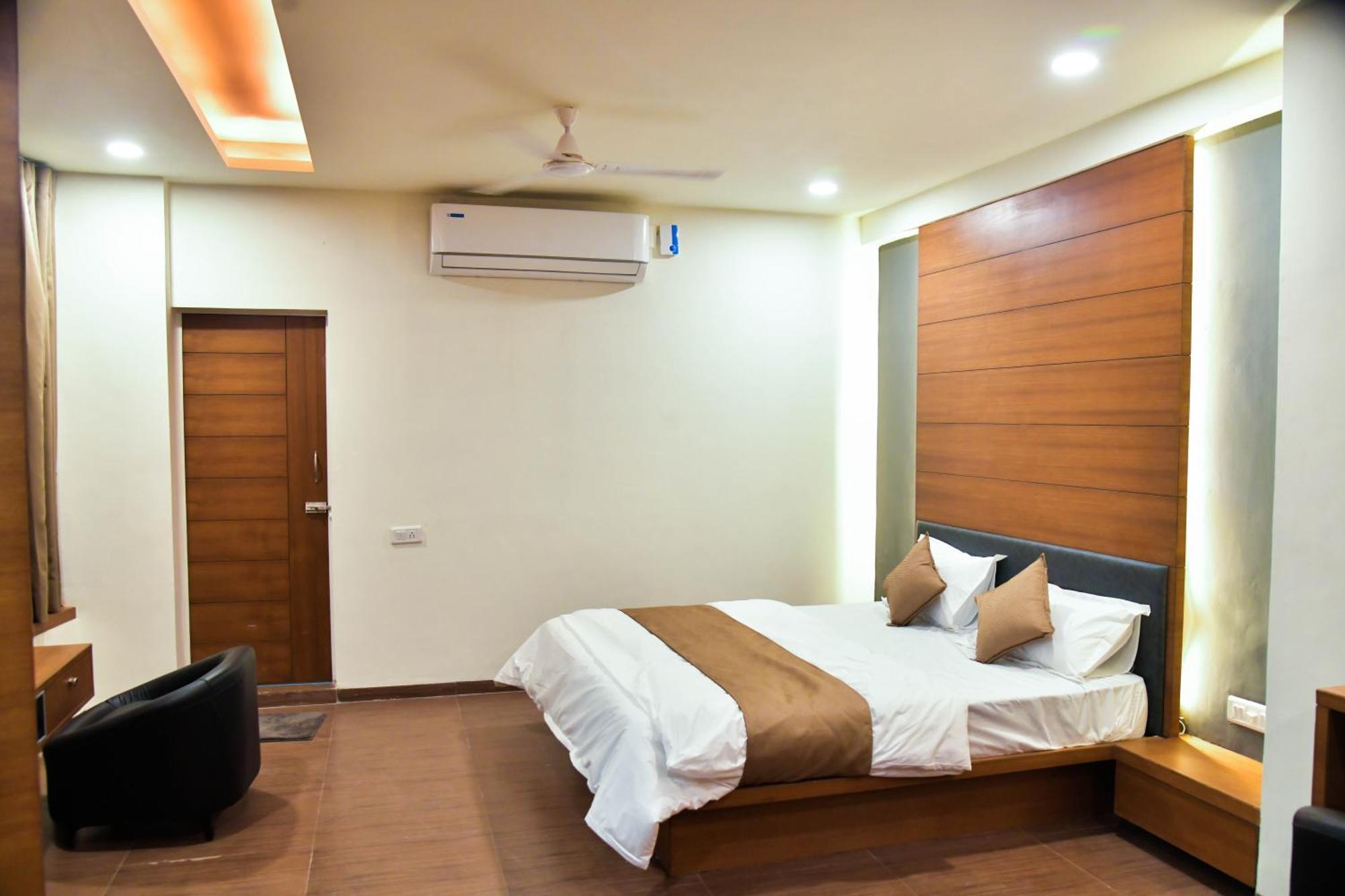 Hotel Ashooka Inn 甘地讷格尔 外观 照片